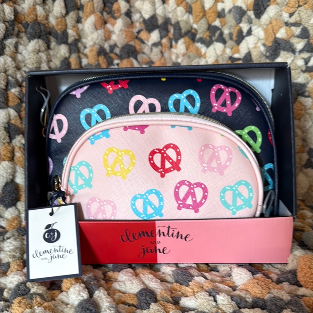 Clementine and Jane Pretzel Cosmetic 2-Bag Set